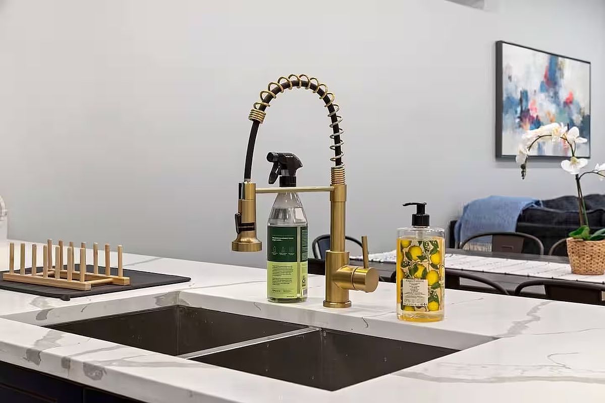 1141 Saint Marks Ave Floor 2 Brooklyn, NY 11213 - Thumbnail 5