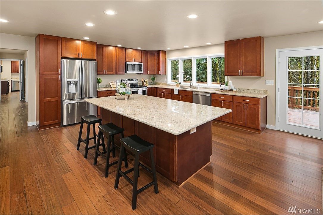 24010 SE 168th St Issaquah, WA 98027 - Thumbnail 5