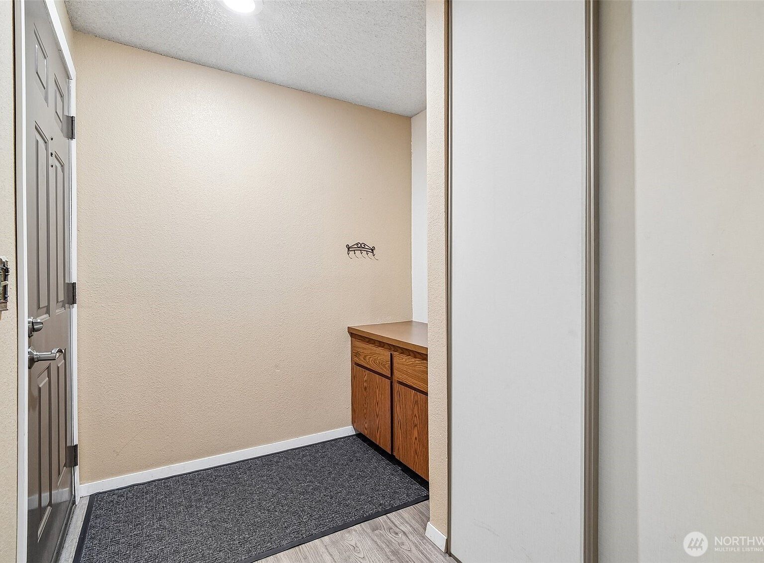 23301 Lakeview Dr Unit A101 Mountlake Terrace, WA 98043 - Thumbnail 5