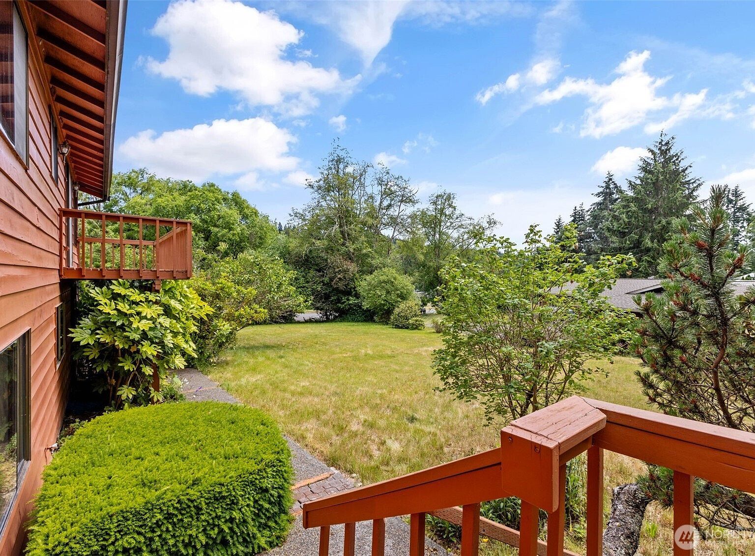 5359 Ruby Pl NE Bainbridge Island, WA 98110 - Thumbnail 5