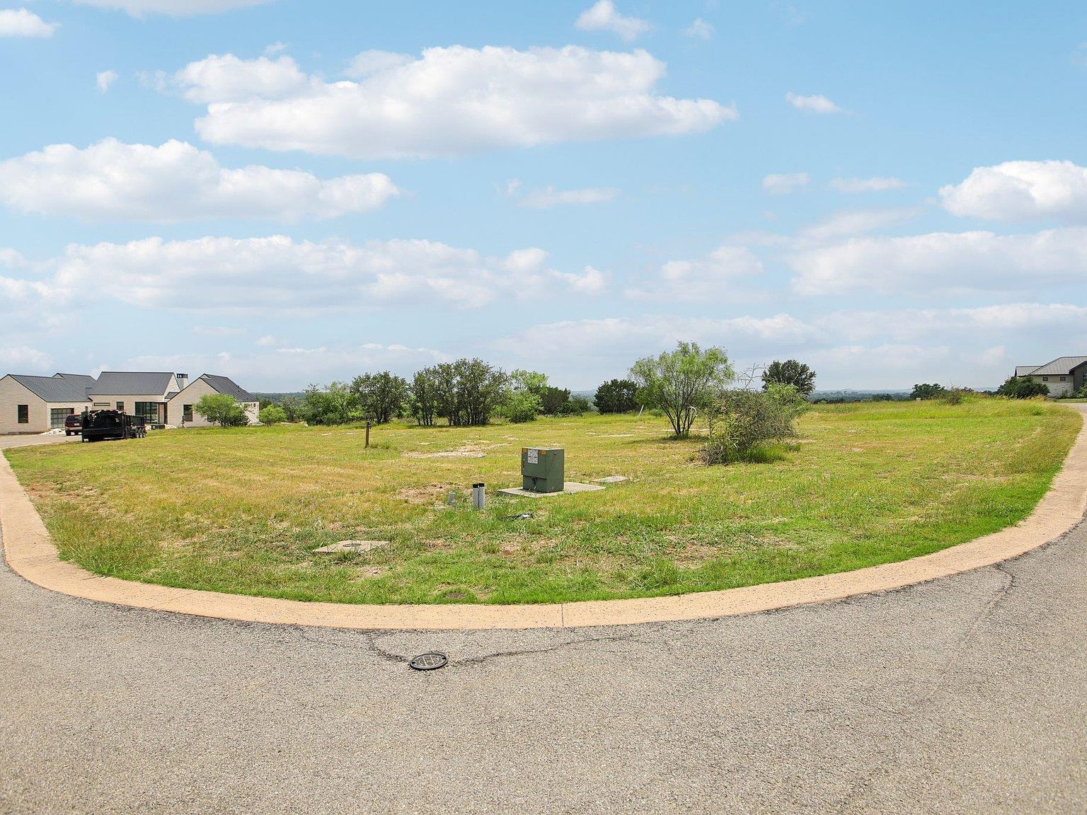 100 Beauty Berry Horseshoe Bay, TX 78657 - Thumbnail 5