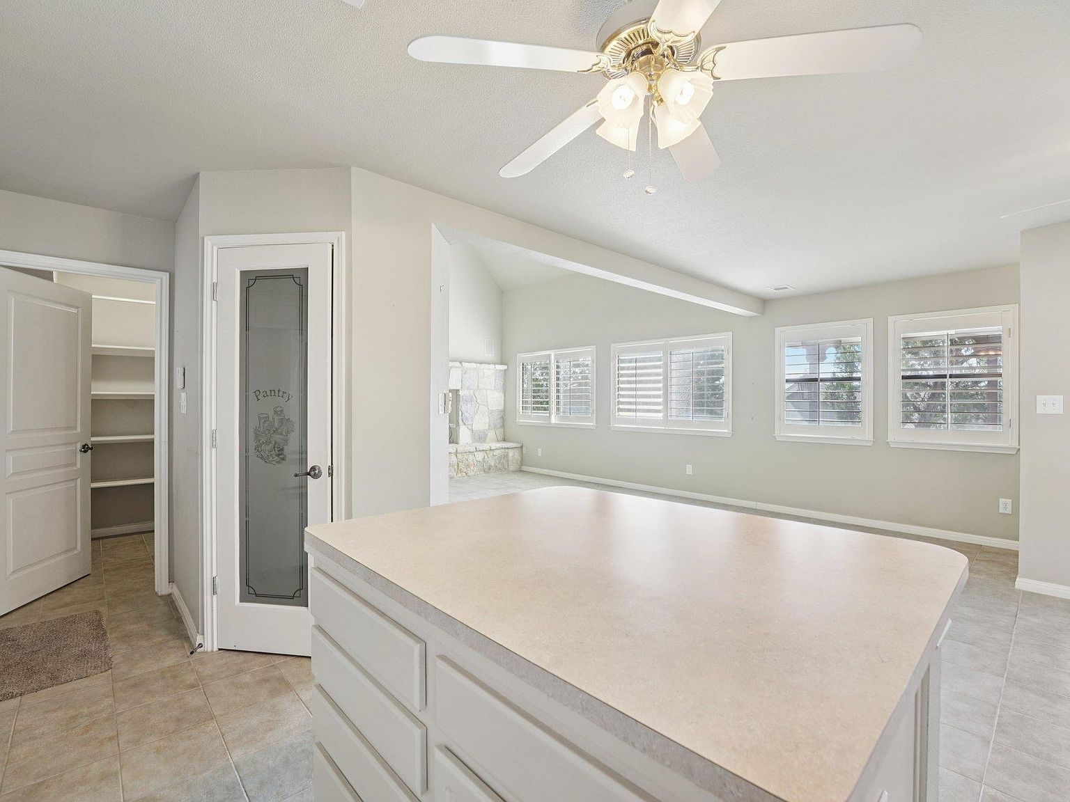 7605 Sleepy Hollow Ln Lago Vista, TX 78645 - Thumbnail 5