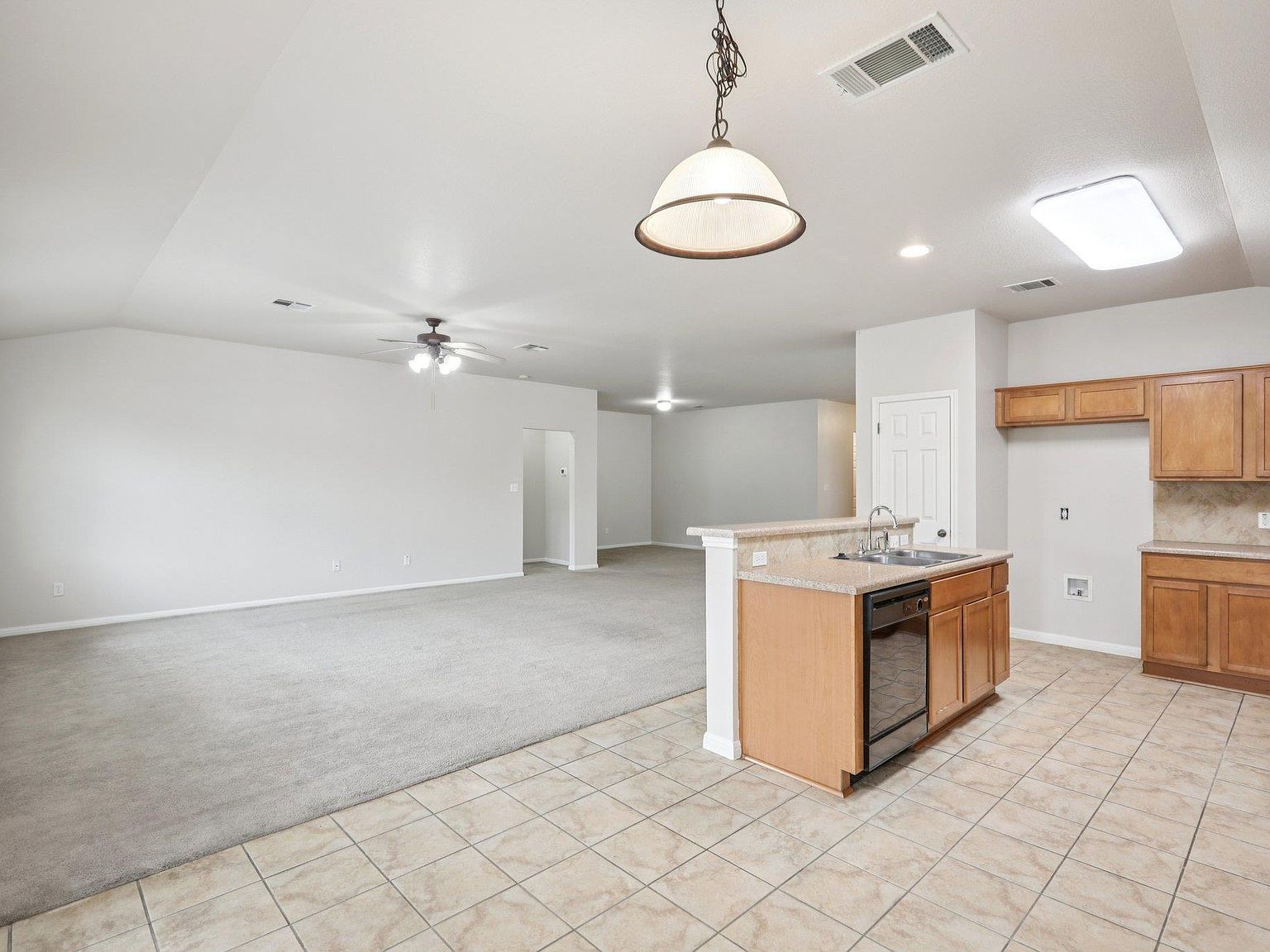 7717 Buck Meadow Dr Georgetown, TX 78628 - Thumbnail 5