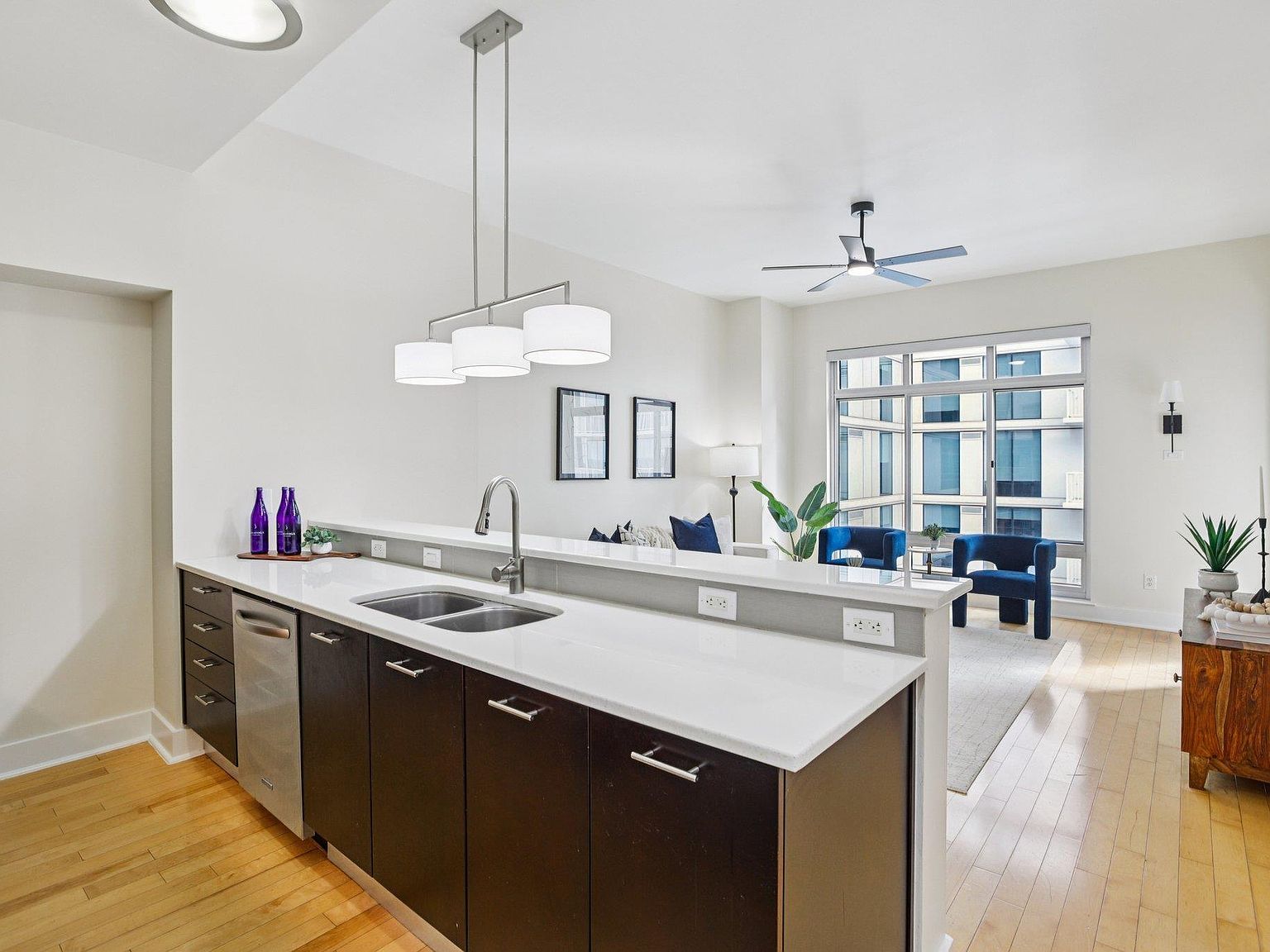 603 Davis St APT 2007 Austin, TX 78701 - Thumbnail 5