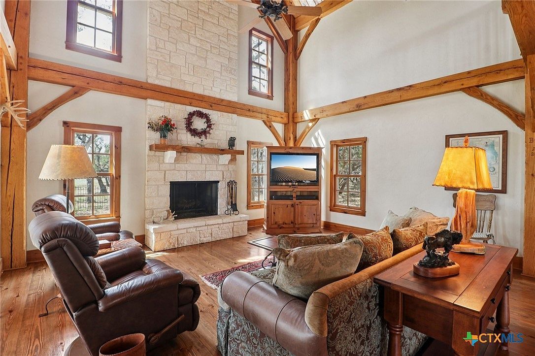 1500 Rebecca Creek Rd Canyon Lake, TX 78133 - Thumbnail 5