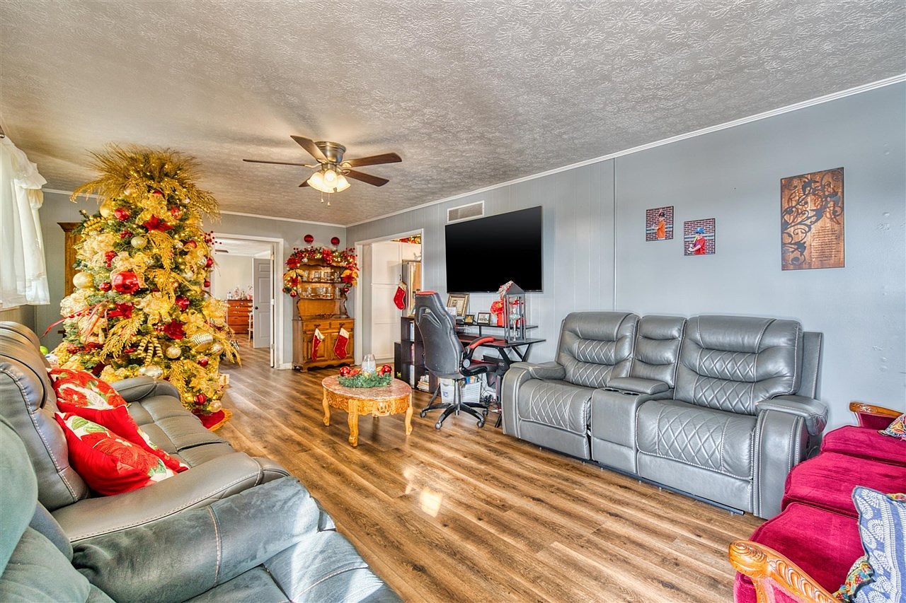 8362 New Bowling Green Rd Smiths Grove, KY 42171 - Thumbnail 5