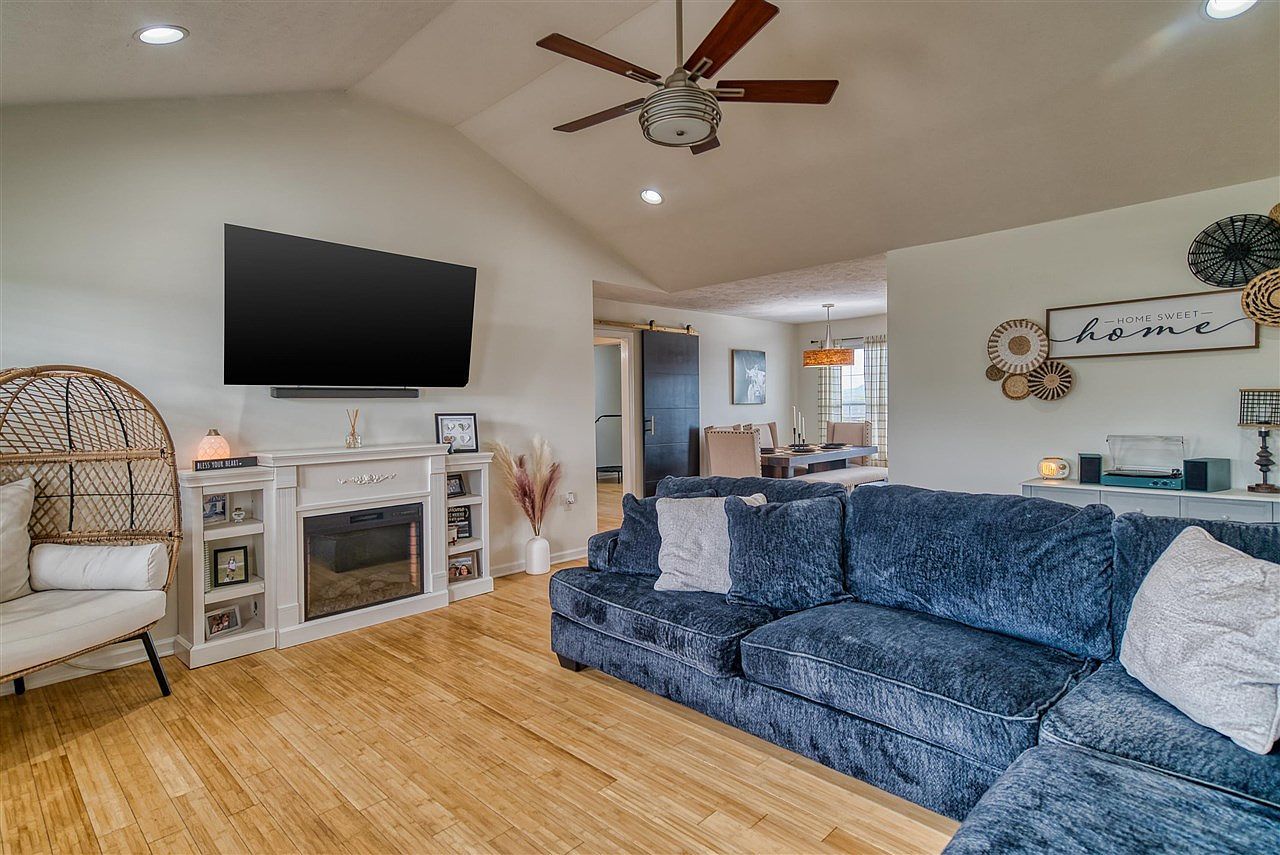 2850 Gunsmoke Trail Way Bowling Green, KY 42101 - Thumbnail 5