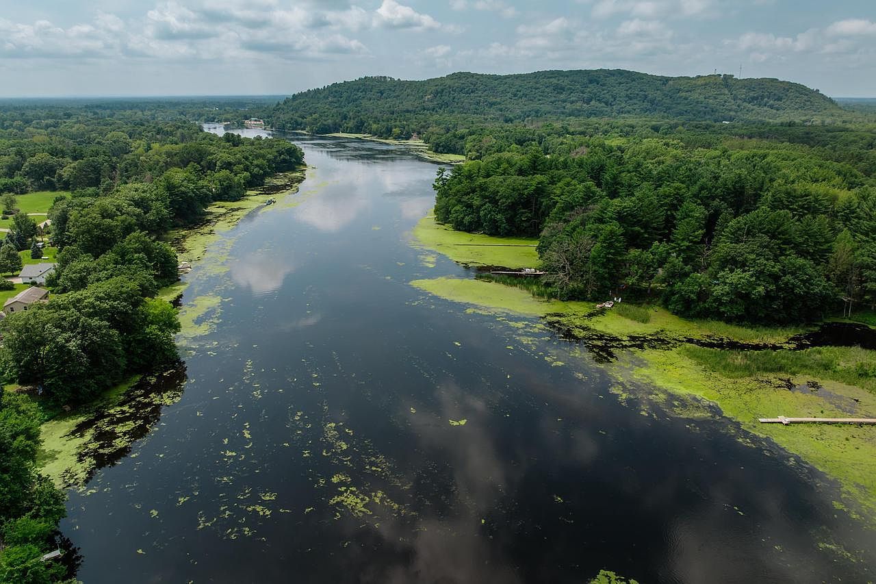 1102 Dakota Ave Friendship, WI 53934 - Thumbnail 5