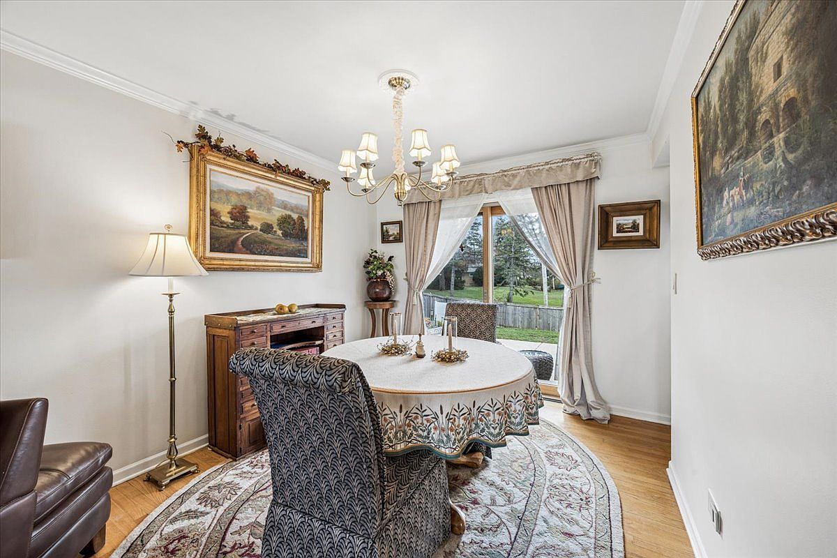 425 79th St Willowbrook, IL 60527 - Thumbnail 5