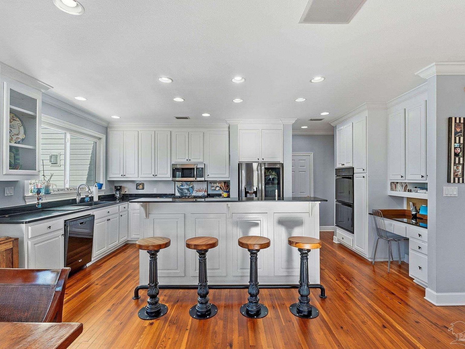 605 Chesapeake Dr Gulf Breeze, FL 32561 - Thumbnail 5