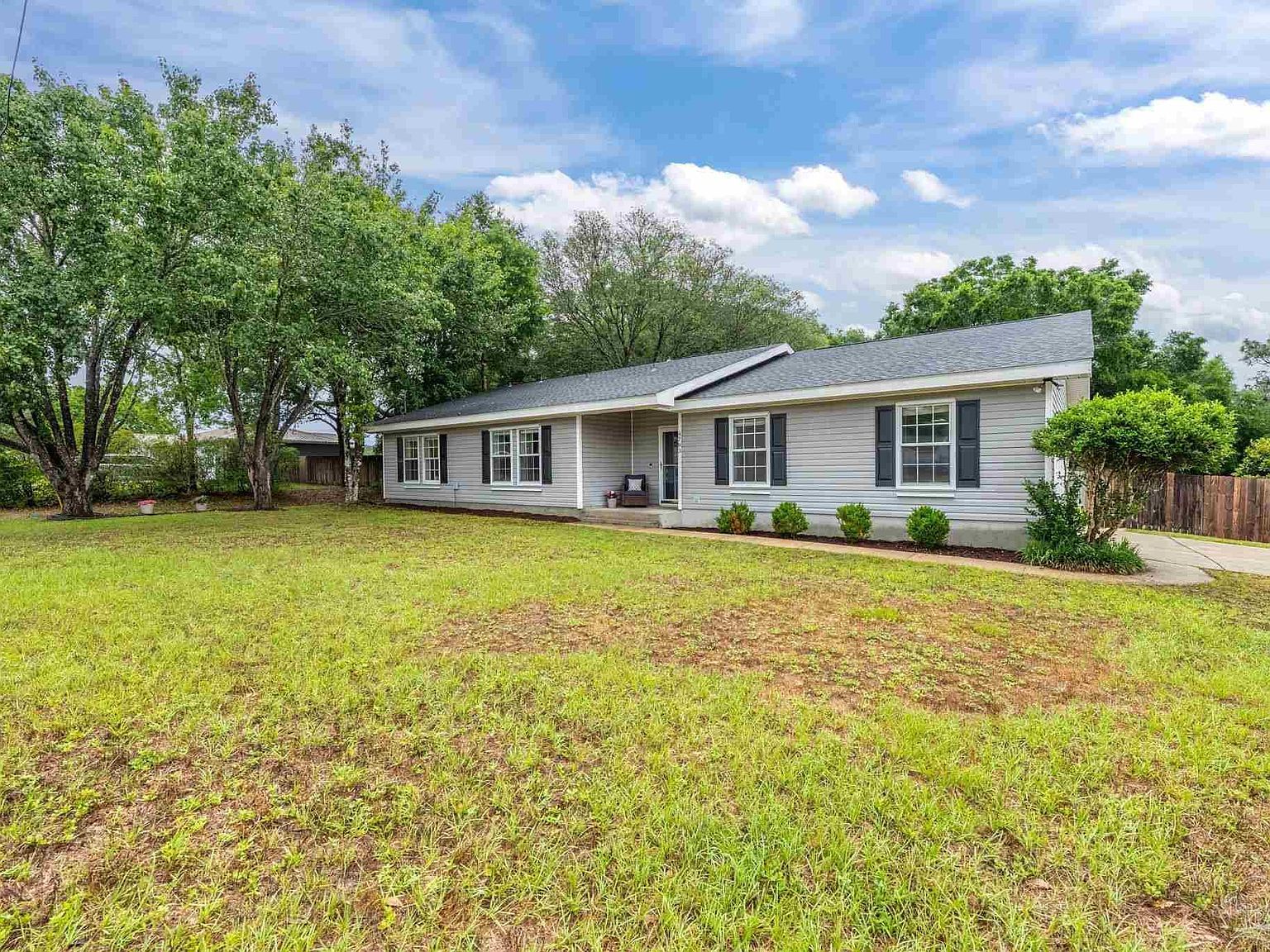 4793 Coronado Cir Crestview, FL 32539 - Thumbnail 5