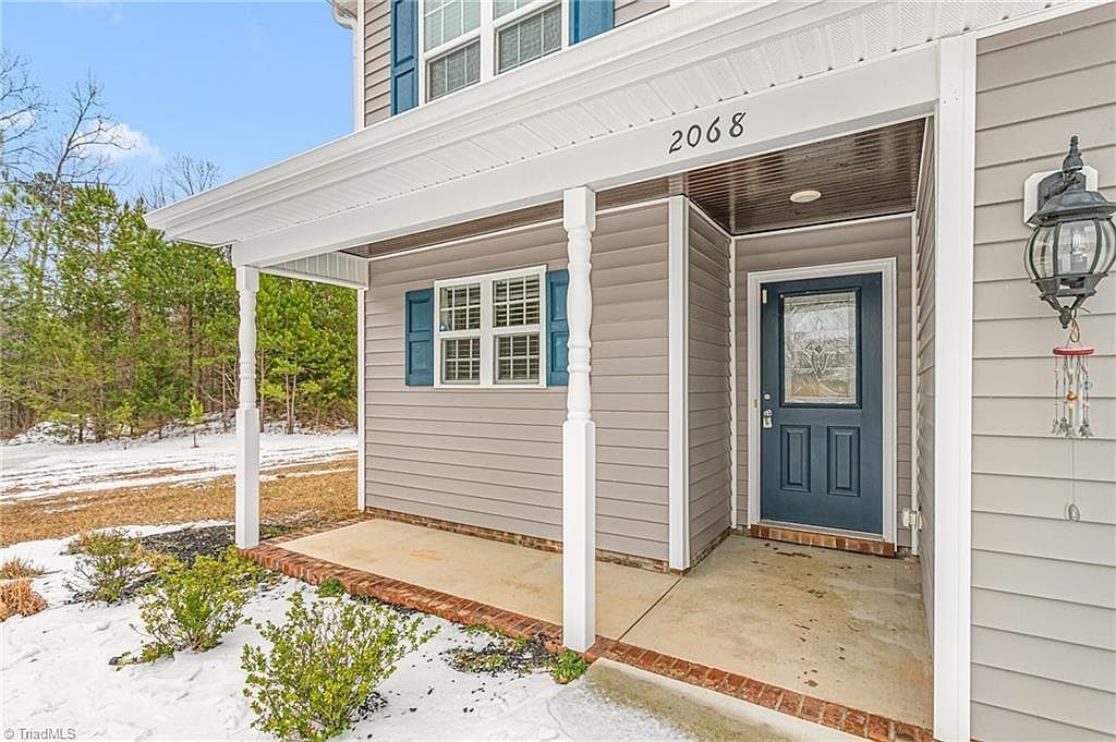 2068 Dresden Dr Burlington, NC 27217 - Thumbnail 5