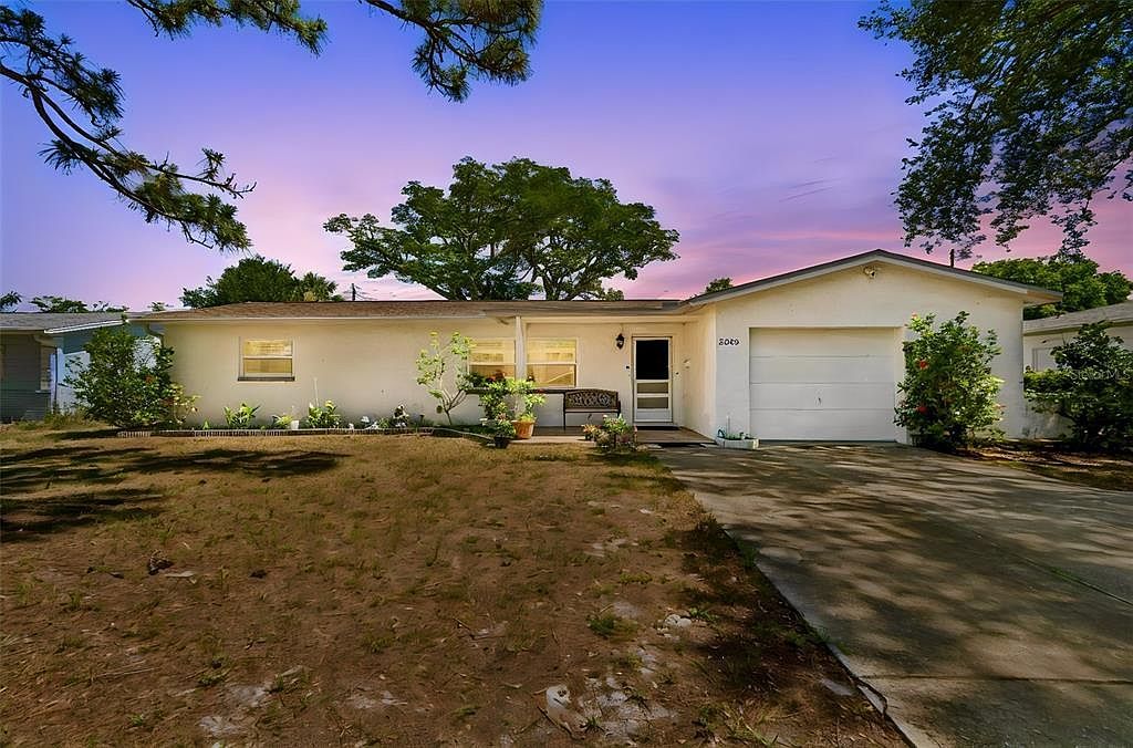 2085 68th Ave S Saint Petersburg, FL 33712 - Thumbnail 5