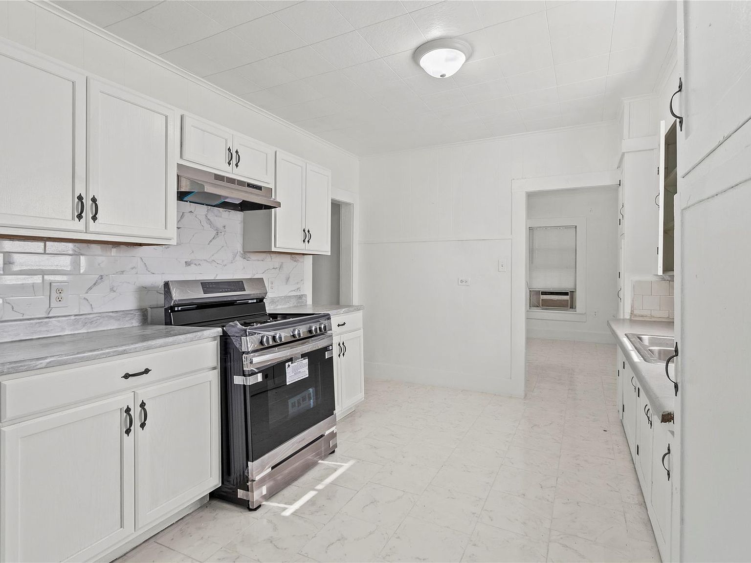 706 E Hunnicutt St Baytown, TX 77520 - Thumbnail 5