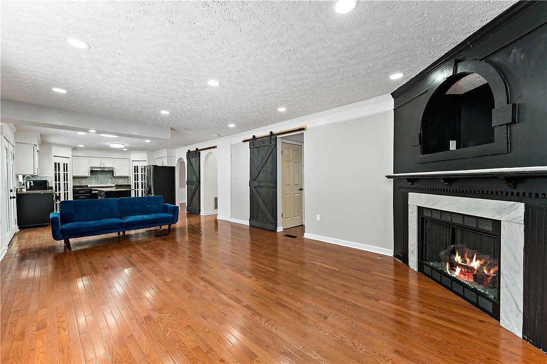 3360 Lenox Dr Pittsburgh, PA 15238 - Thumbnail 5