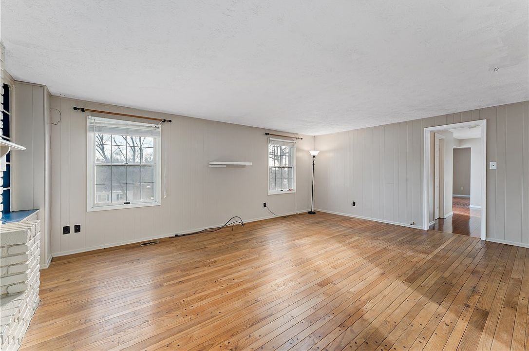 1523 Hastings Mill Rd Pittsburgh, PA 15241 - Thumbnail 5