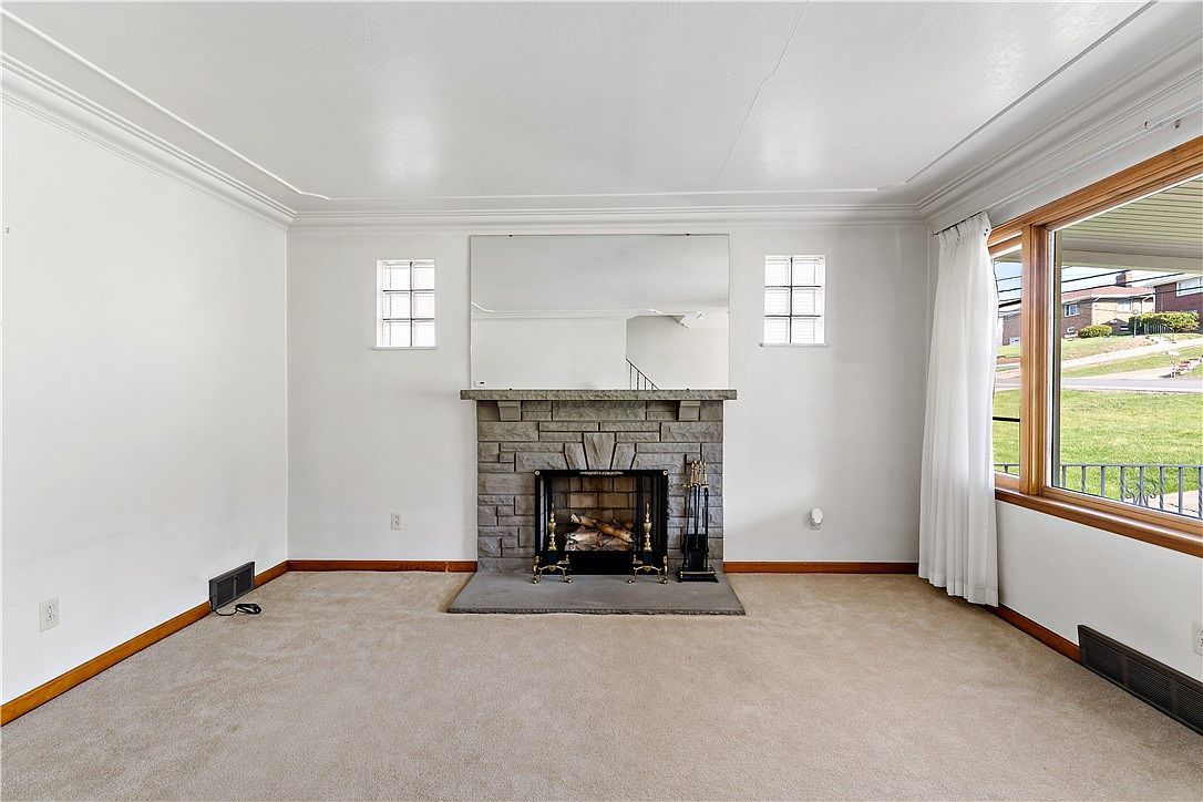 220 McClelland Rd N Canonsburg, PA 15317 - Thumbnail 5