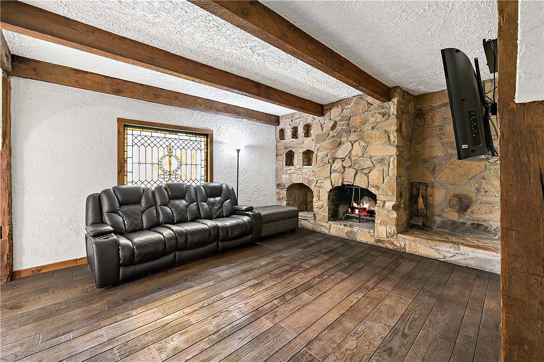 243 Regency Pl Bethel Park, PA 15102 - Thumbnail 5