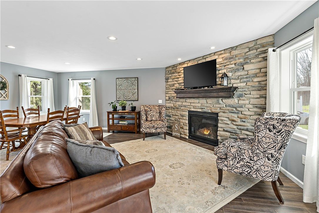 4689 Greenwood Dr Allison Park, PA 15101 - Thumbnail 5