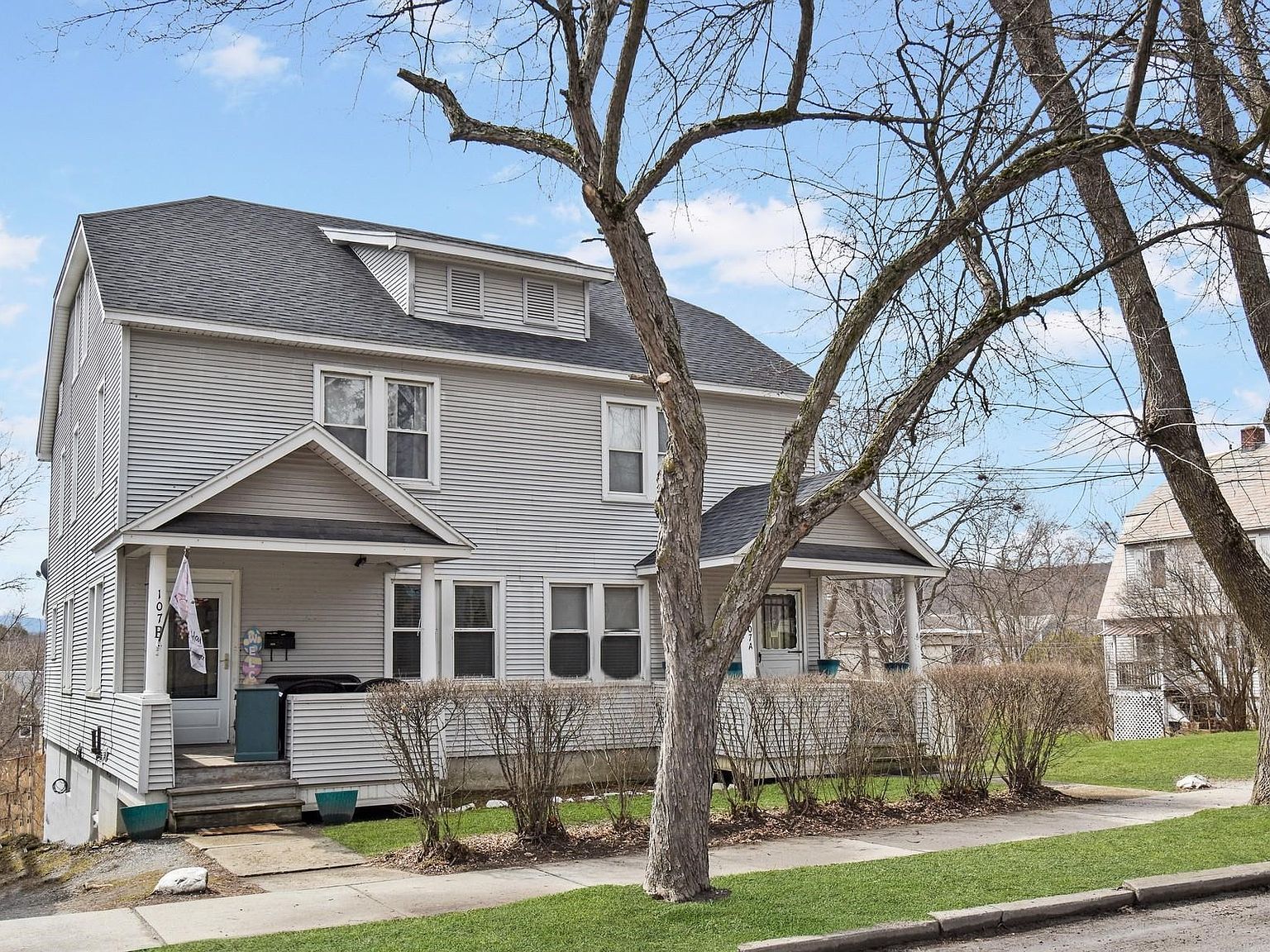 107 Grove St Rutland, VT 05701 - Thumbnail 5