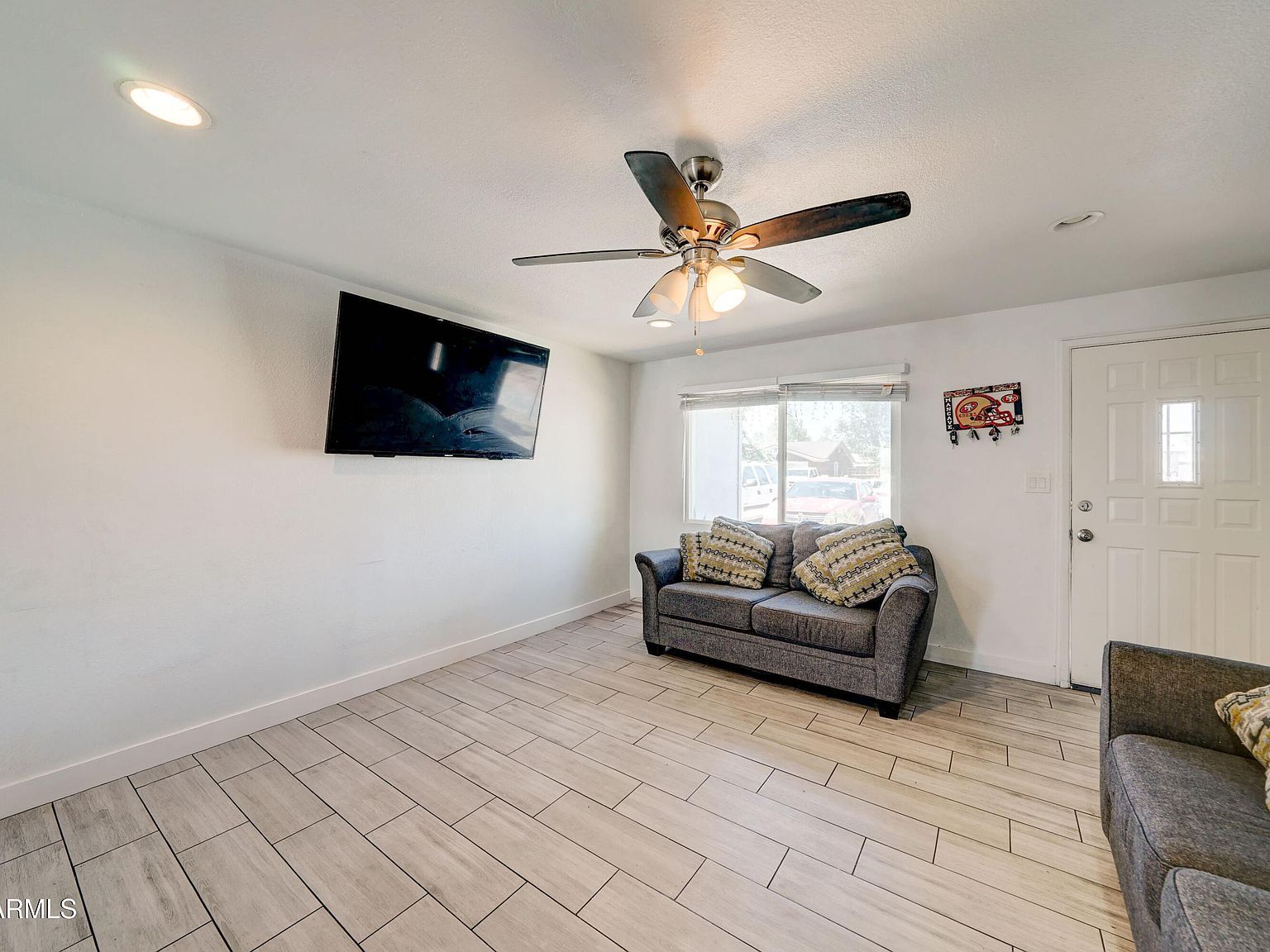 7937 W Meadowbrook Ave Phoenix, AZ 85033 - Thumbnail 5