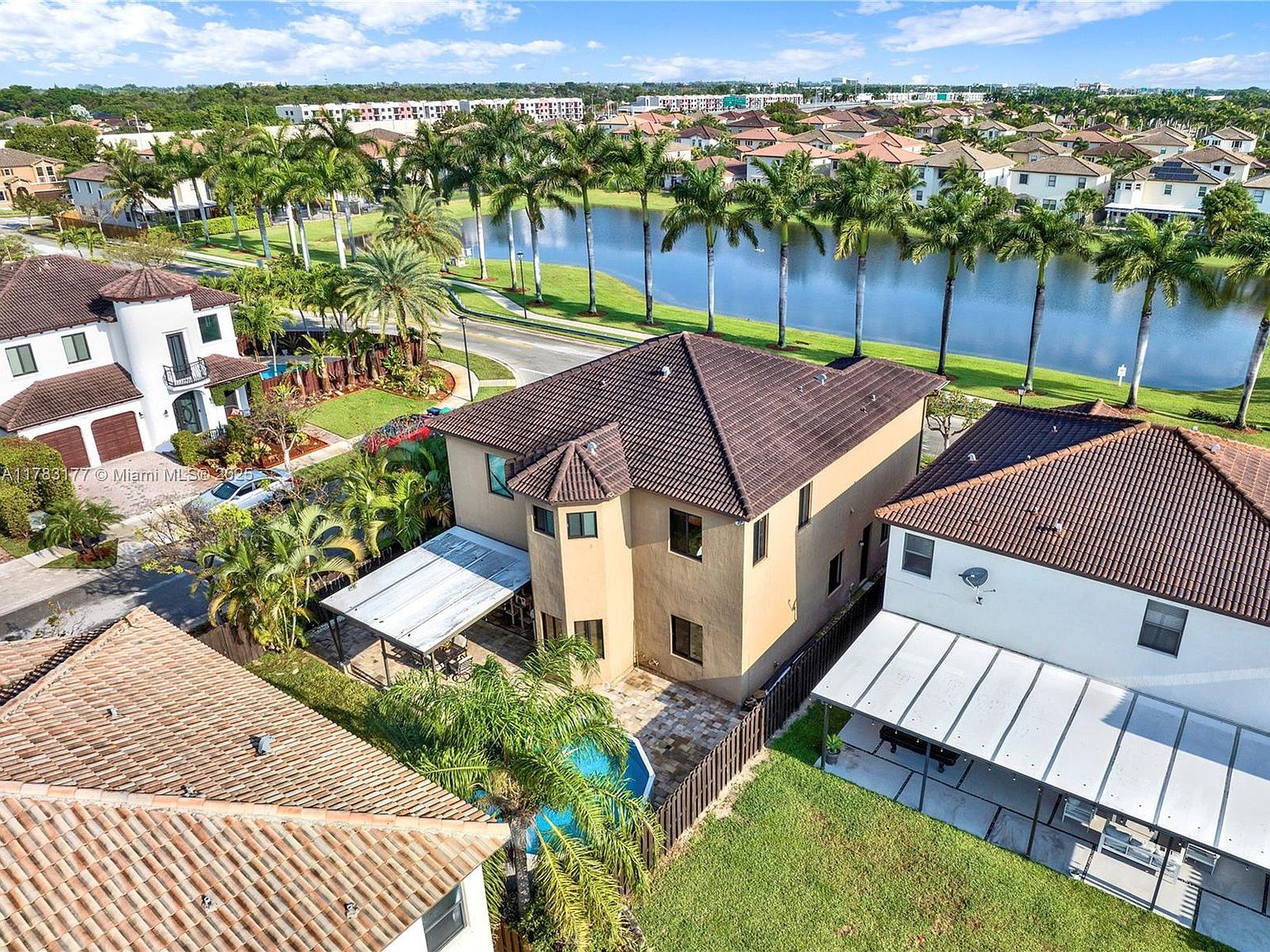 10420 SW 229th Ln Miami, FL 33190 - Thumbnail 5