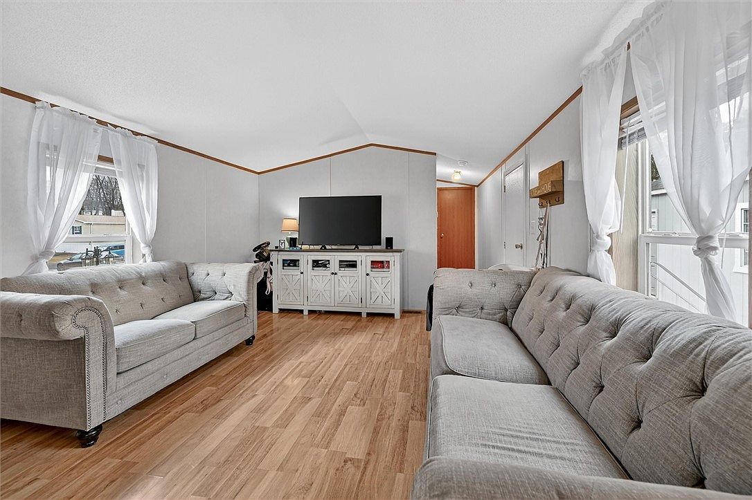 640 Deana Way Rochester, PA 15074 - Thumbnail 5