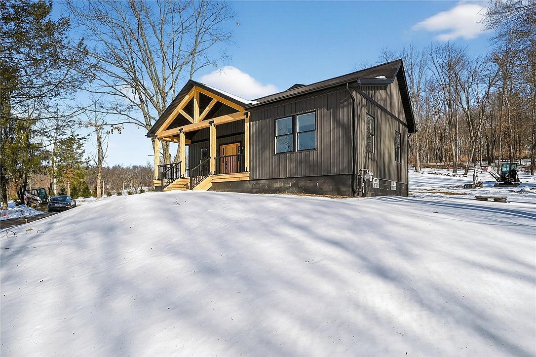 392 Stuber Rd New Brighton, PA 15066 - Thumbnail 5