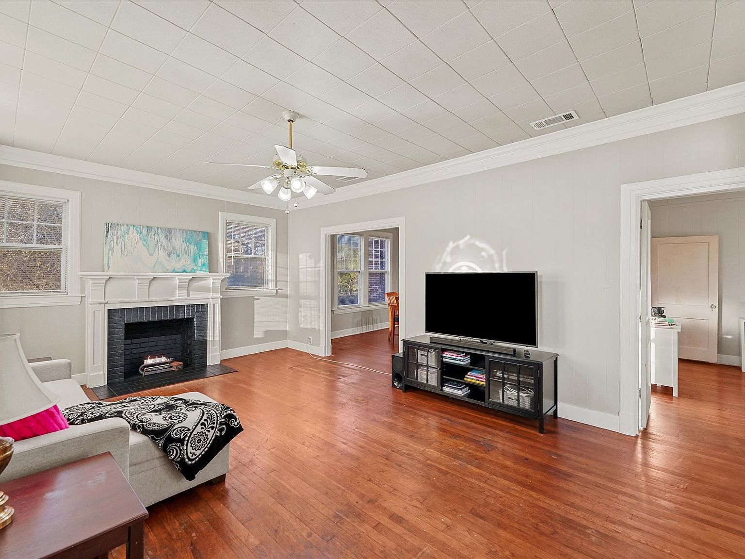 2221 Walnut St Greenville, TX 75401 - Thumbnail 5