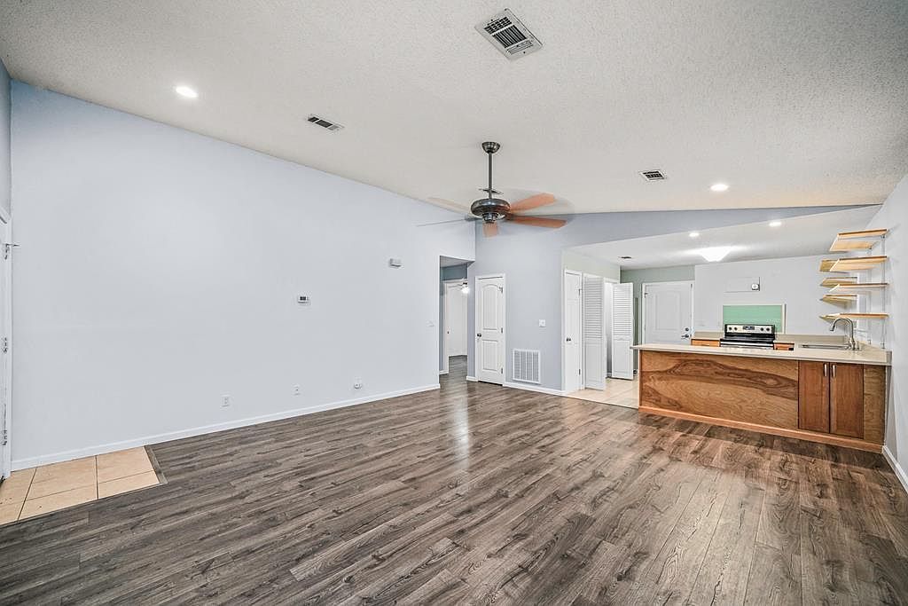 1506 Long Ave Port Saint Joe, FL 32456 - Thumbnail 5