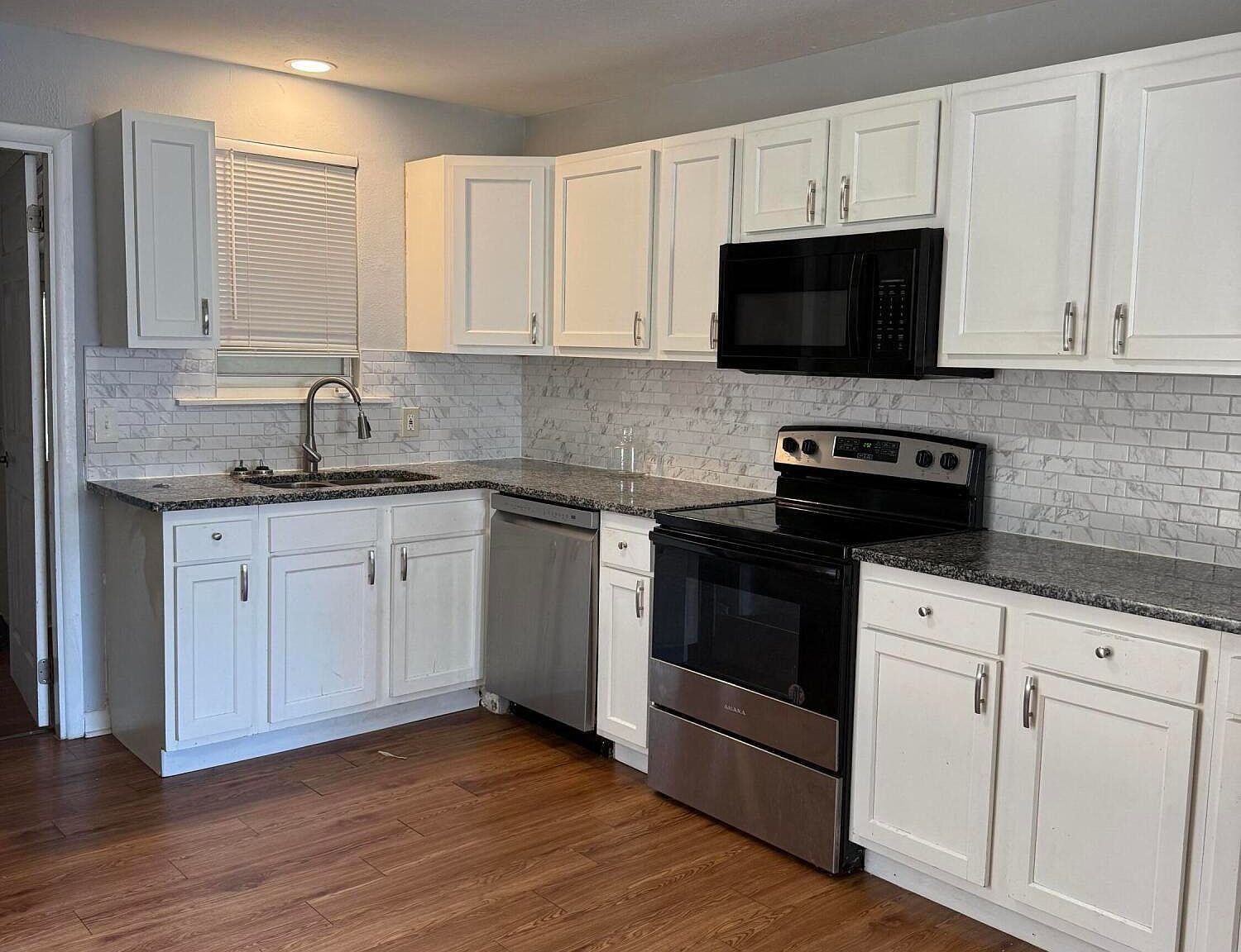 8515 Maple St Jacksonville, FL 32244 - Thumbnail 5