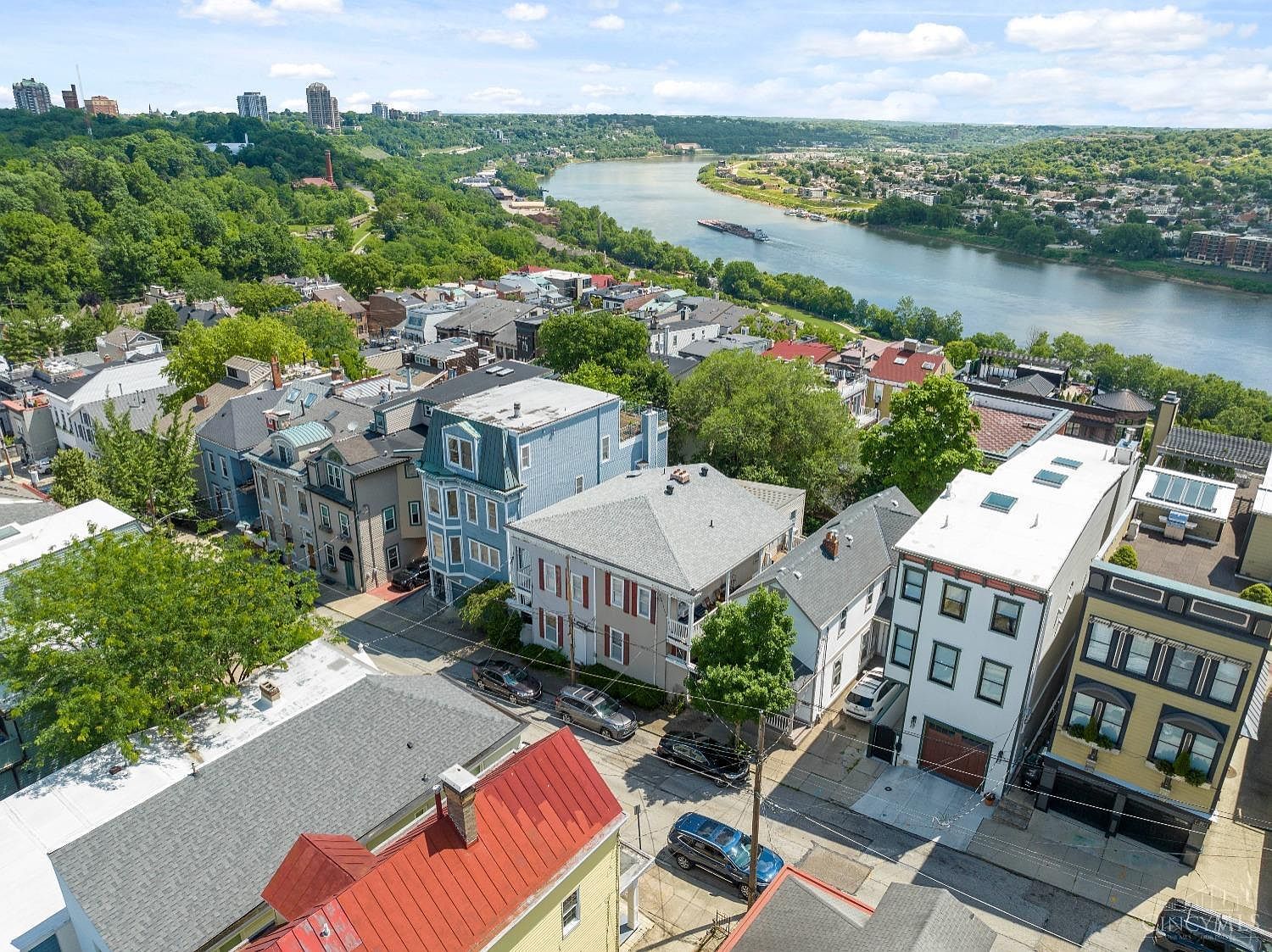 1112 Fuller St, Cincinnati, OH, 45202 - Thumbnail 5