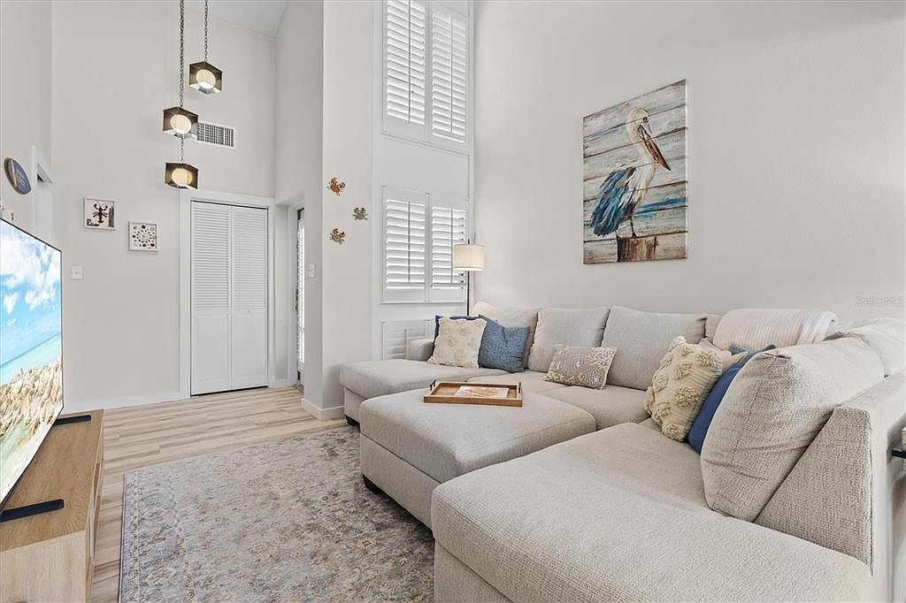 800 S Boulevard Of The Presidents #3 Sarasota, FL 34236 - Thumbnail 5