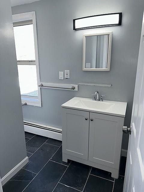 25 School St West Warwick, RI 02893 - Thumbnail 5