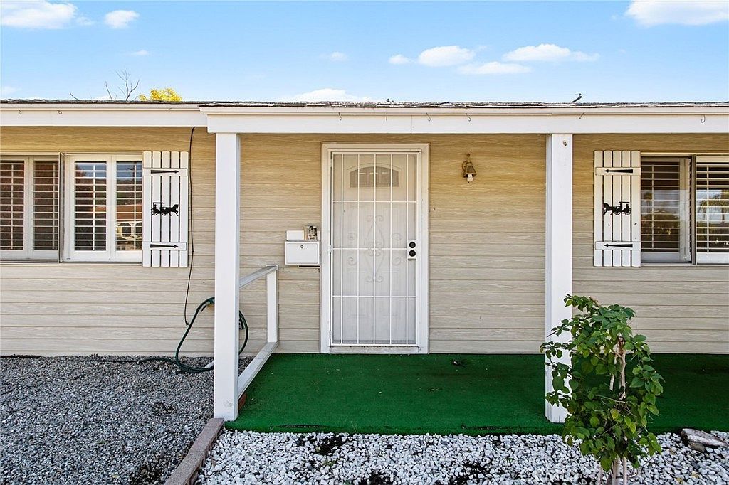 27161 Pinehurst Rd Menifee, CA 92586 - Thumbnail 5