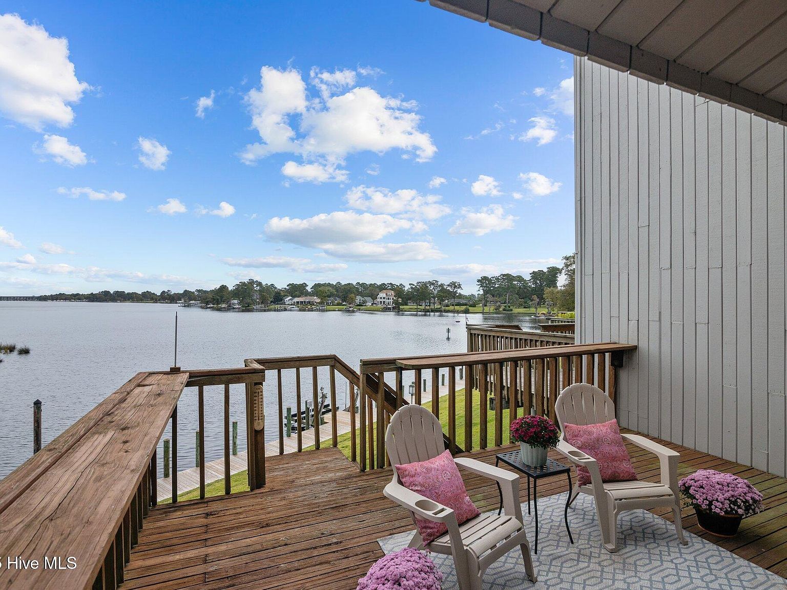 24 Batts Hill Rd New Bern, NC 28562 - Thumbnail 5