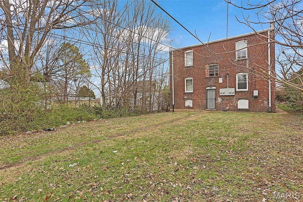 2739 Semple Ave Saint Louis, MO 63112 - Thumbnail 5