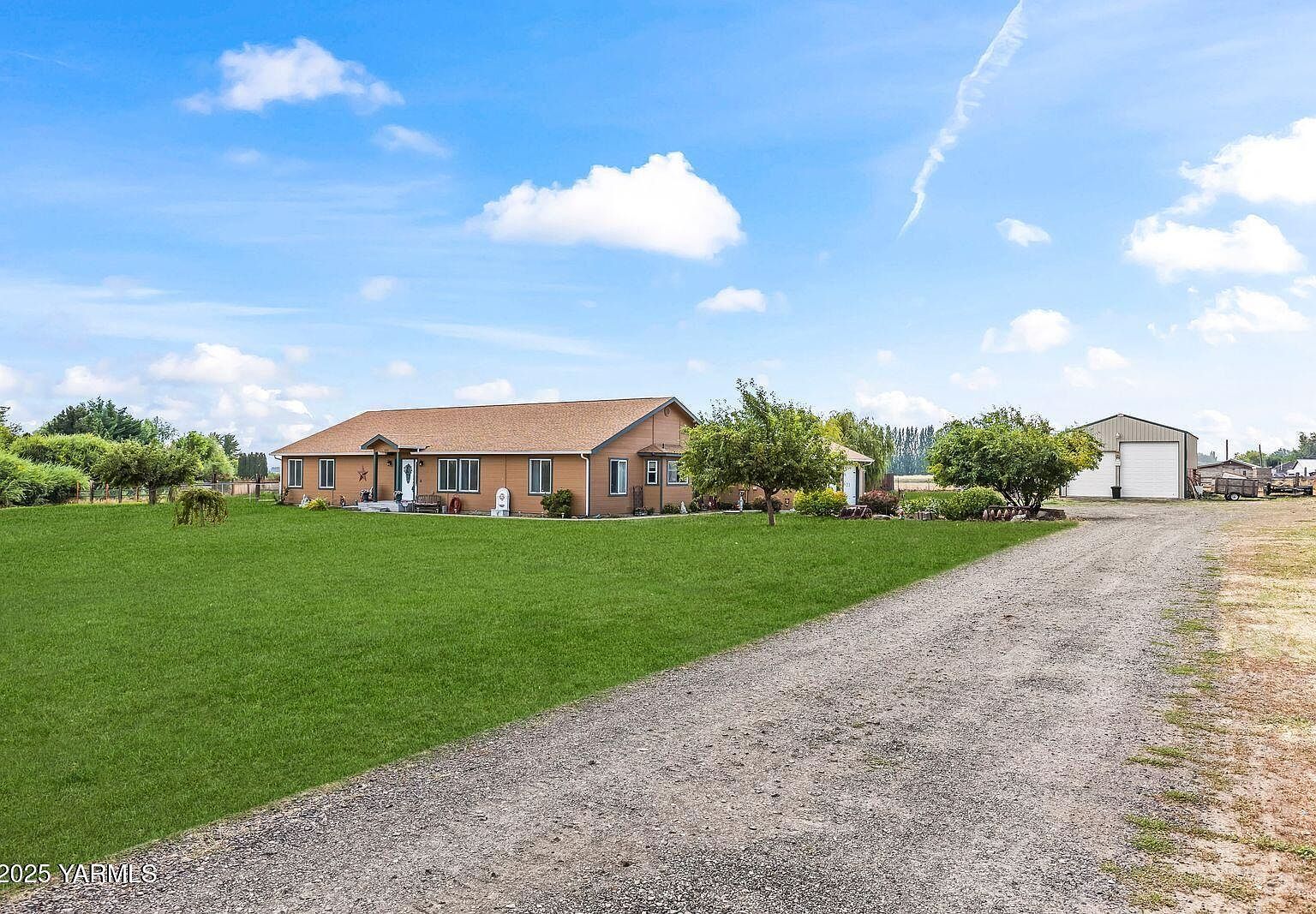 1880 Dilley Rd Tieton, WA 98947 - Thumbnail 5