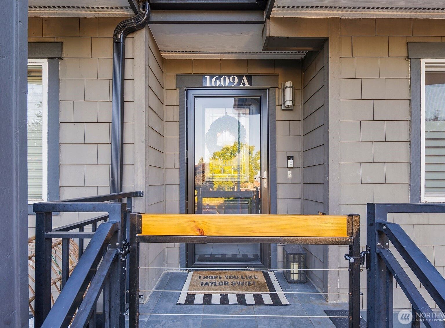 1609 California Ave SW #A Seattle, WA 98116 - Thumbnail 5