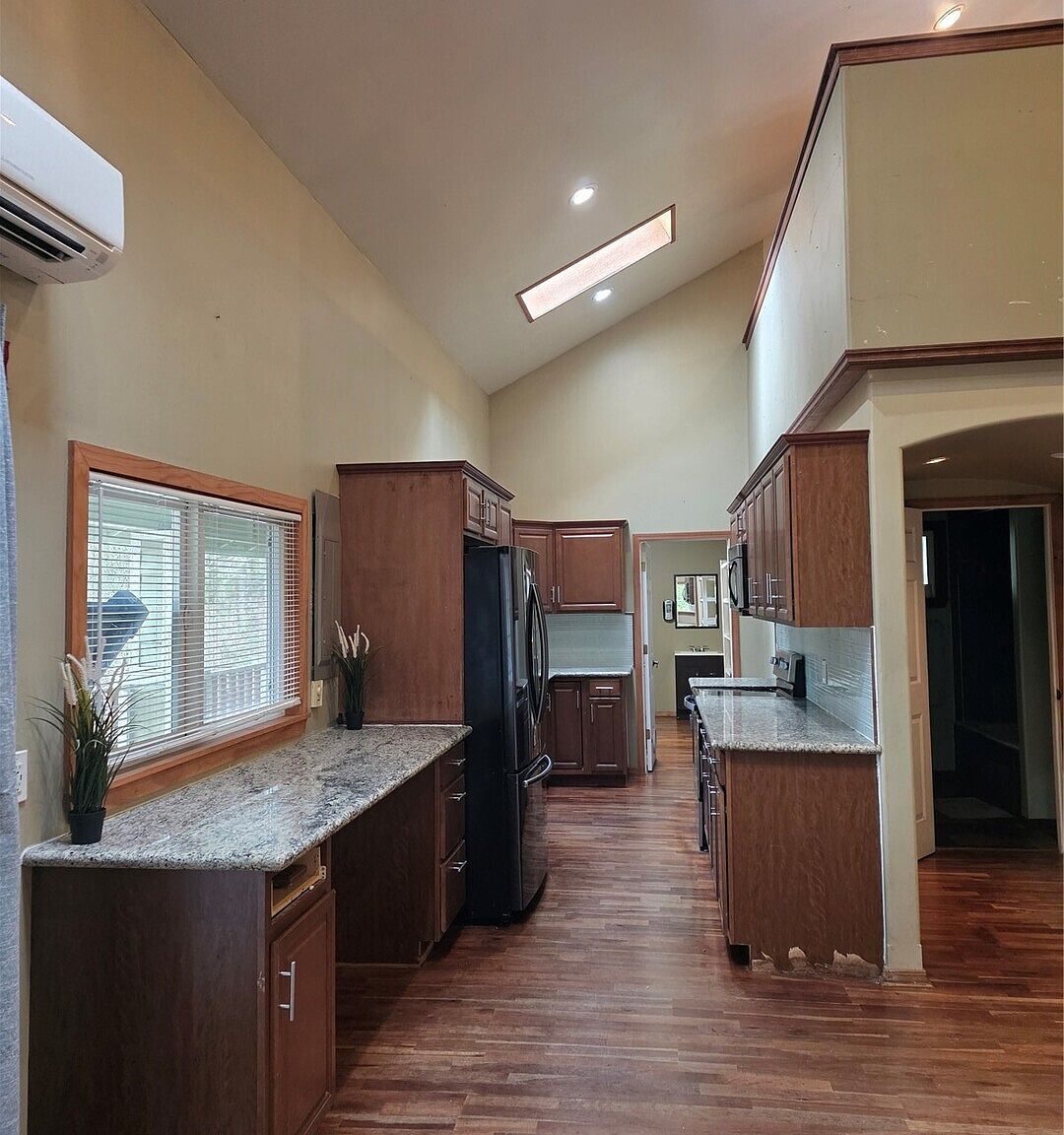 1207 121st St E Tacoma, WA 98445 - Thumbnail 5