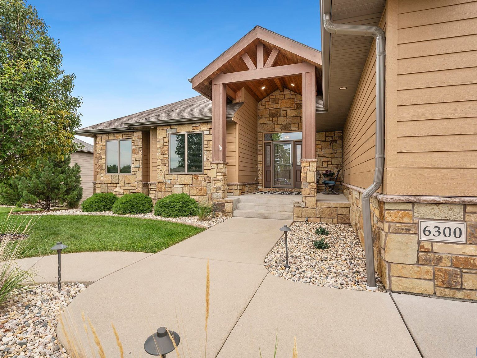 6300 S Hemingstone Trl Sioux Falls, SD 57108 - Thumbnail 5