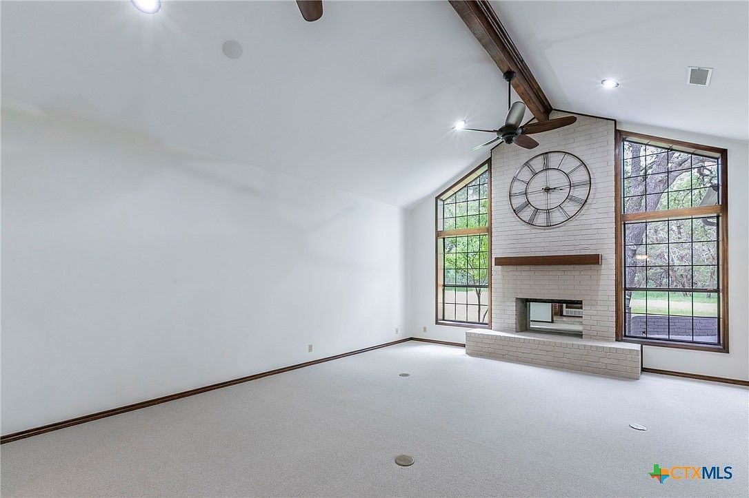 50 Spur Dr Morgans Pt Resort, TX 76513 - Thumbnail 5