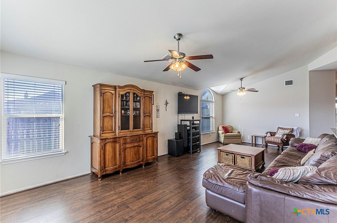 1203 Emerald Gate Dr Temple, TX 76502 - Thumbnail 5