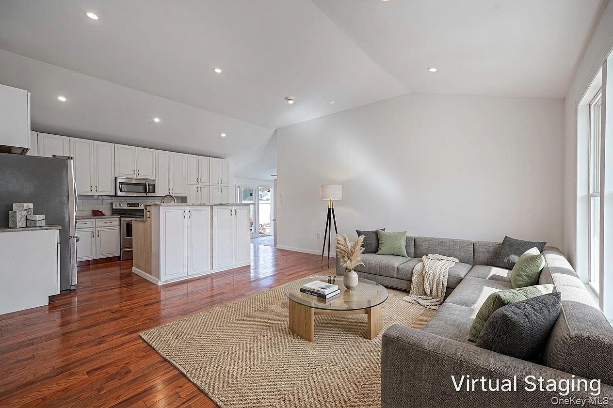 38 Hopes Ave Holtsville, NY 11742 - Thumbnail 5