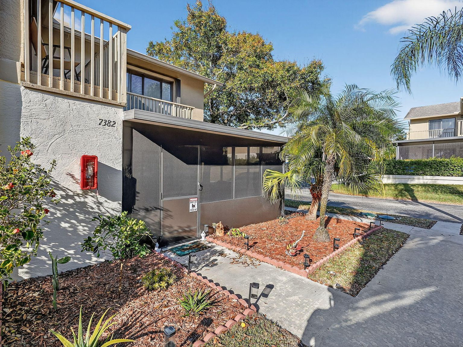 7382 SE Jamestown Ter Hobe Sound, FL 33455 - Thumbnail 5