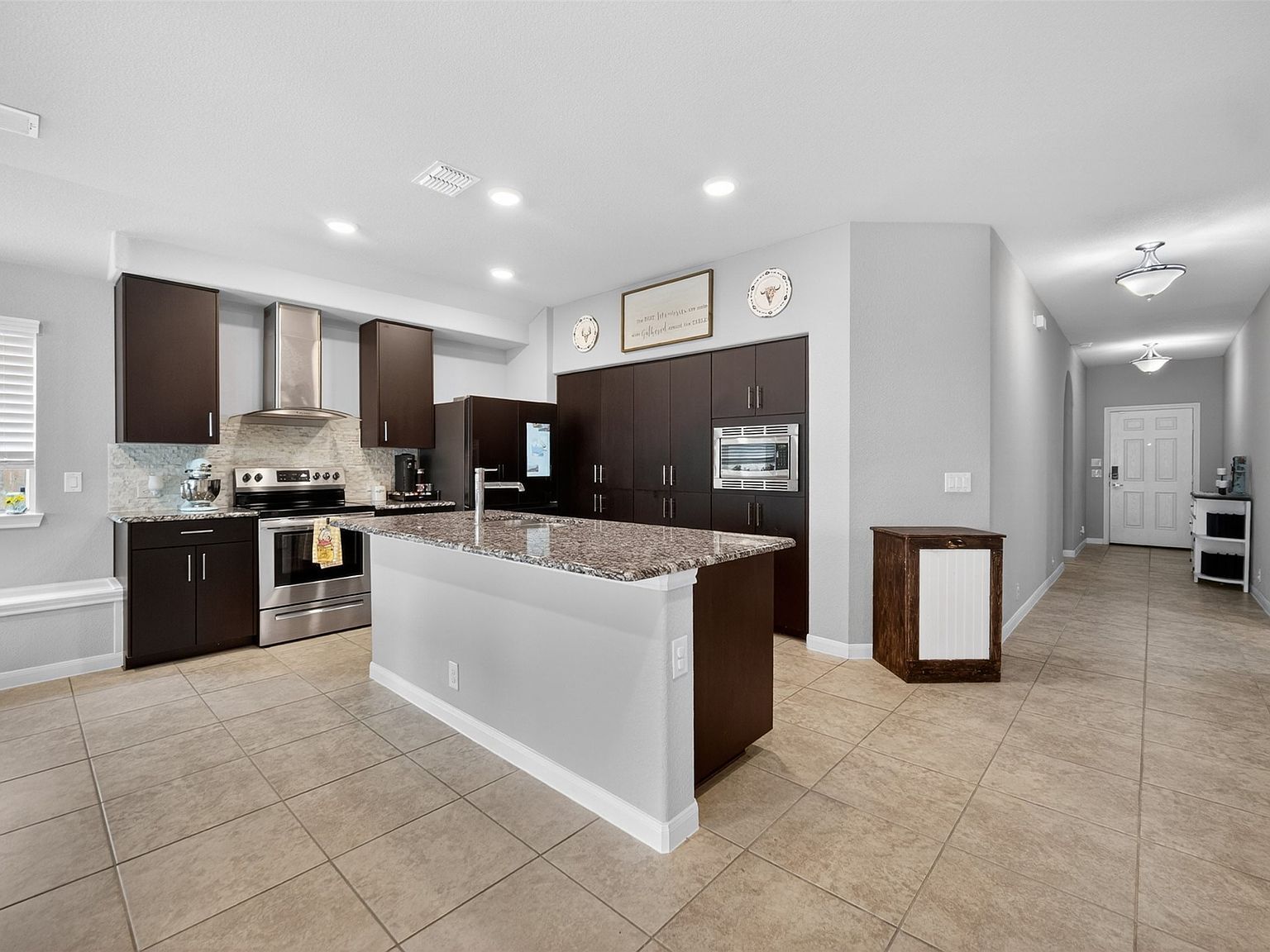 809 Cloverwood Dr Crowley, TX 76036 - Thumbnail 5