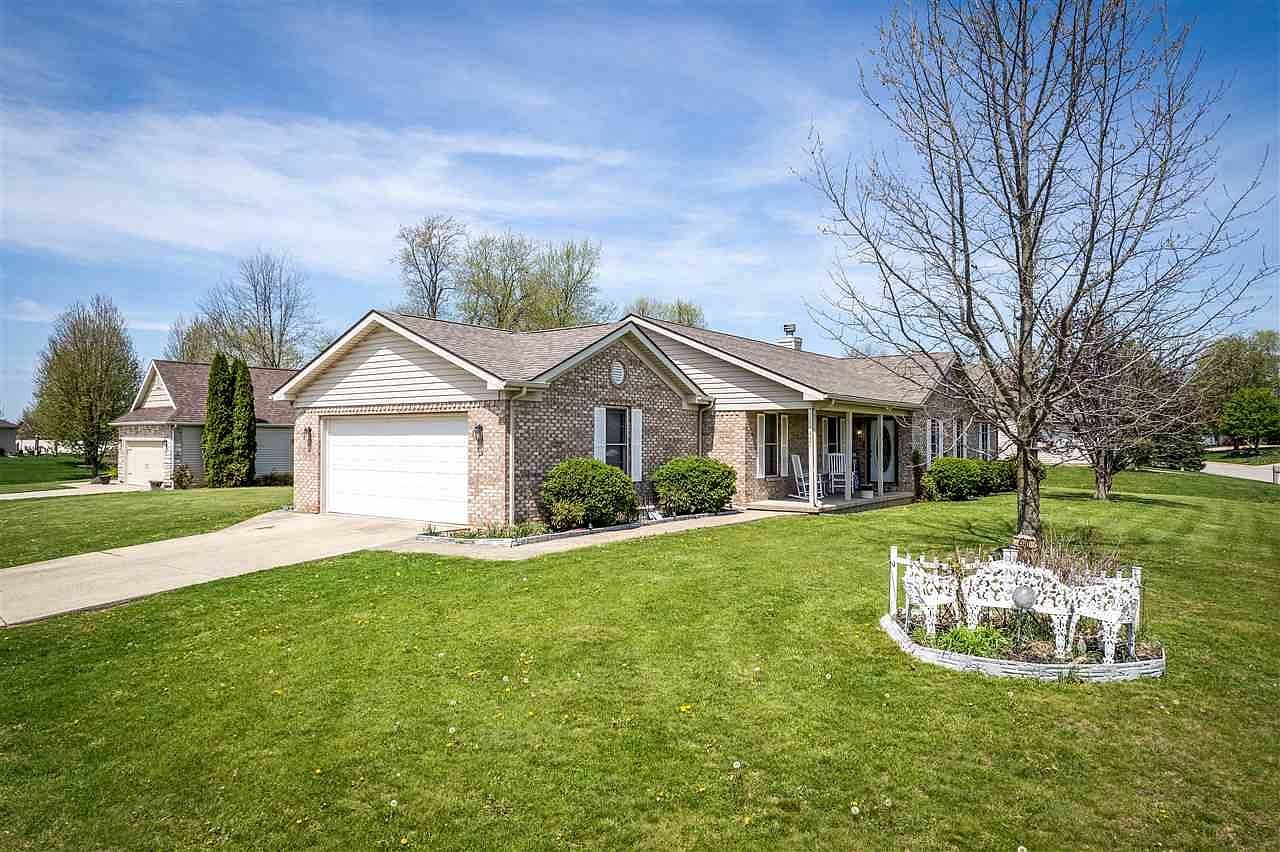 400 Winding Brook Dr Centerville, IN 47330 - Thumbnail 5