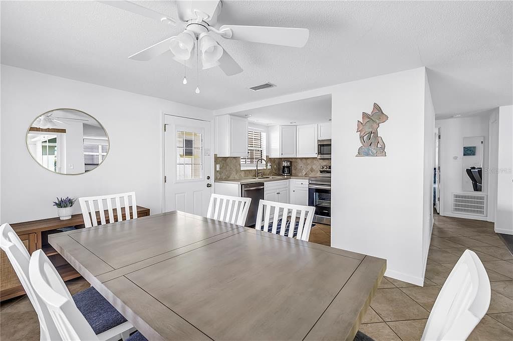 6150 Midnight Pass Rd #V38 Sarasota, FL 34242 - Thumbnail 5