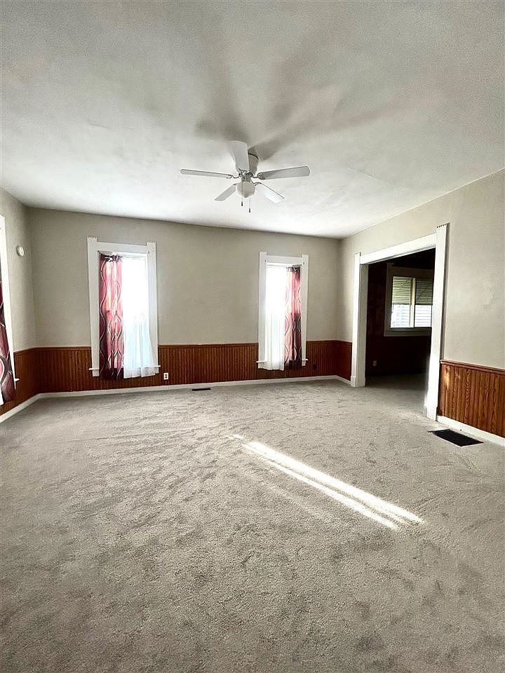 440 W 7th St Connersville, IN 47331 - Thumbnail 5