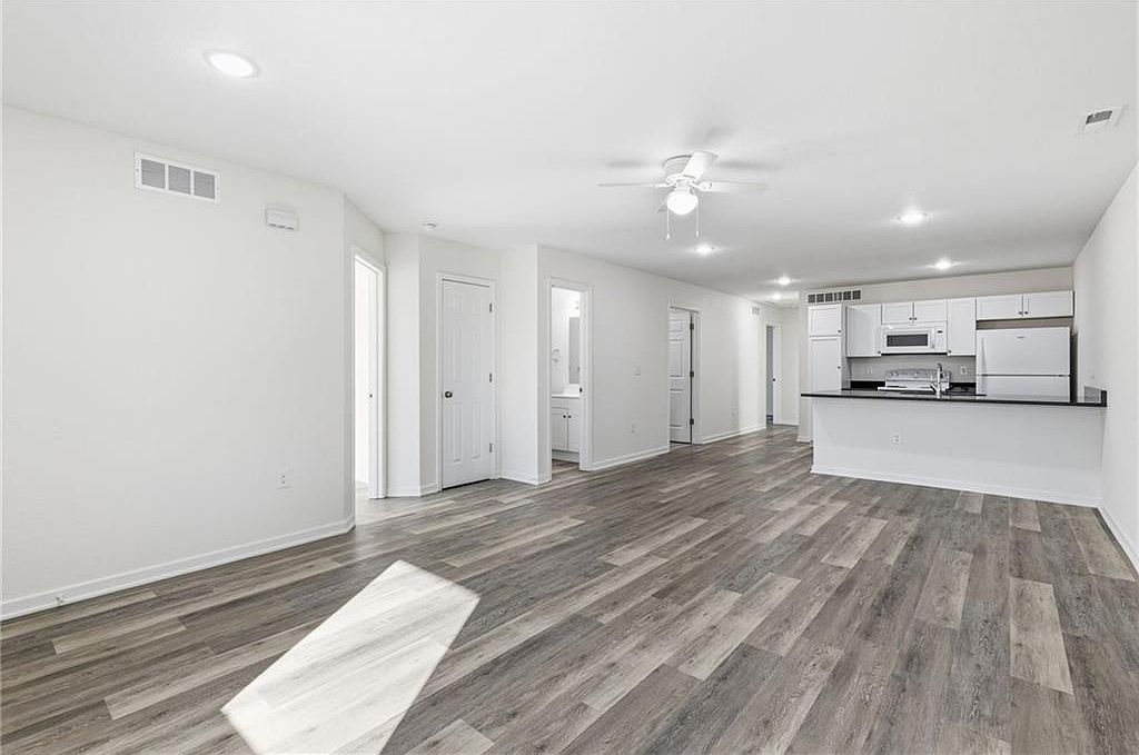 217 Polk St Warrensburg, MO 64093 - Thumbnail 5